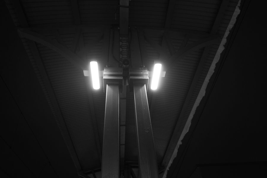 LED tube installation detail